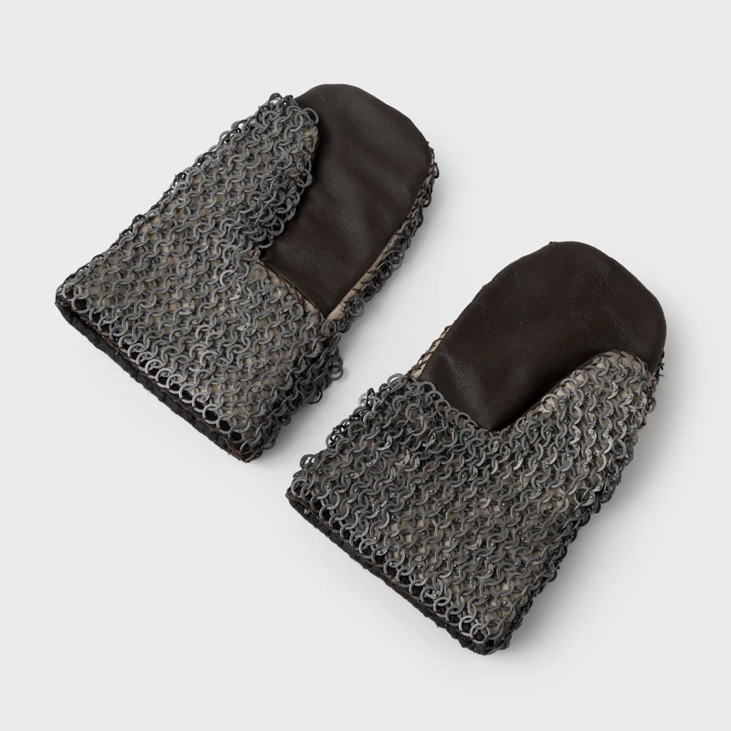 Battle Gloves, Riveted Mail - Image 4
