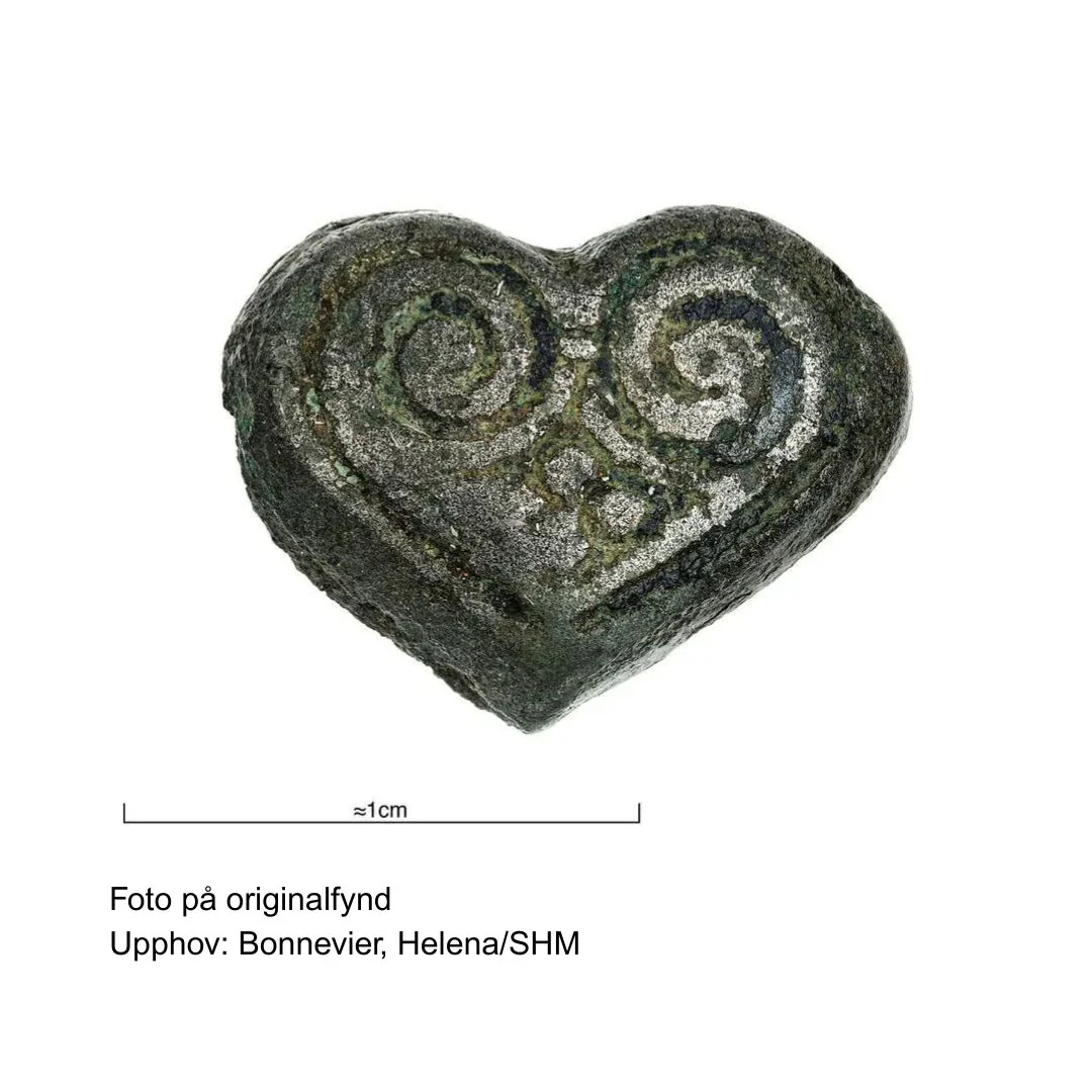 Birka Heart Earrings, Silver - Image 3