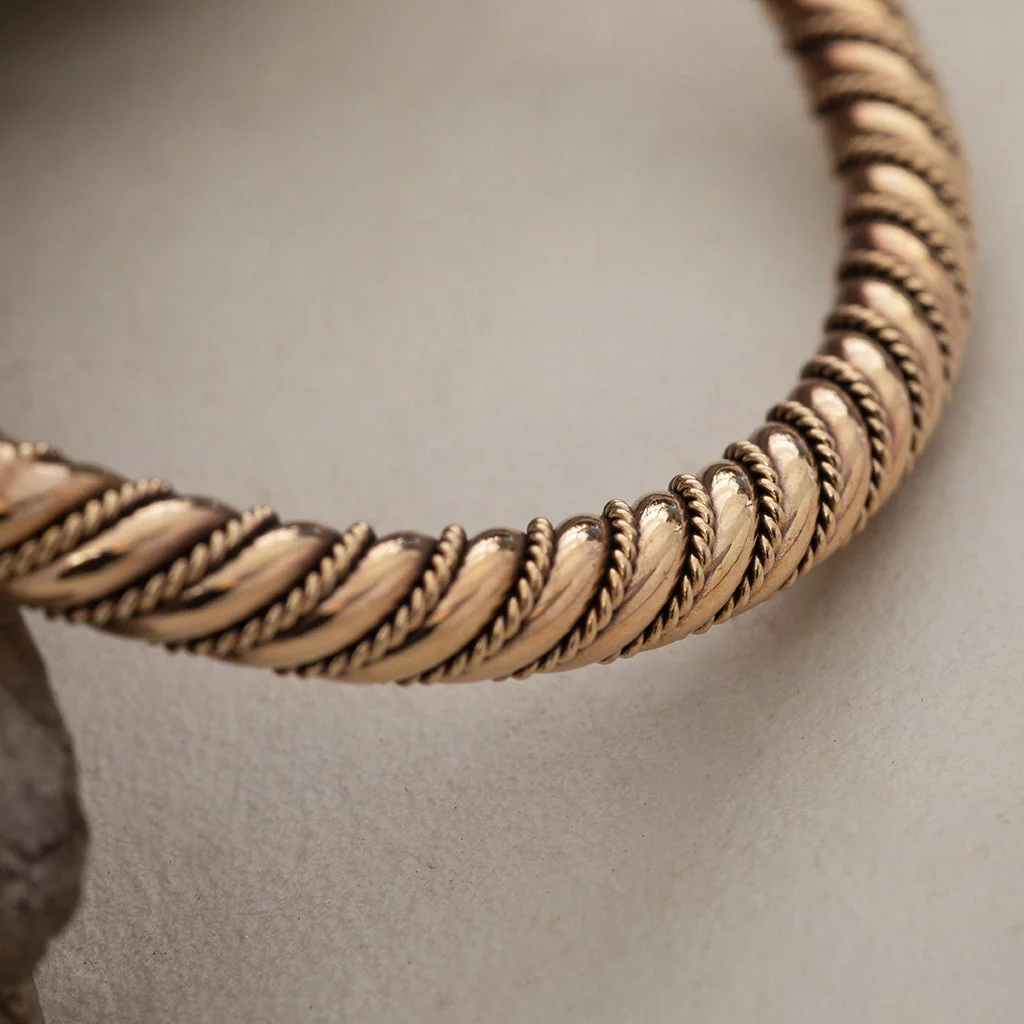 Freki & Geri Armring, Bronze - Image 2