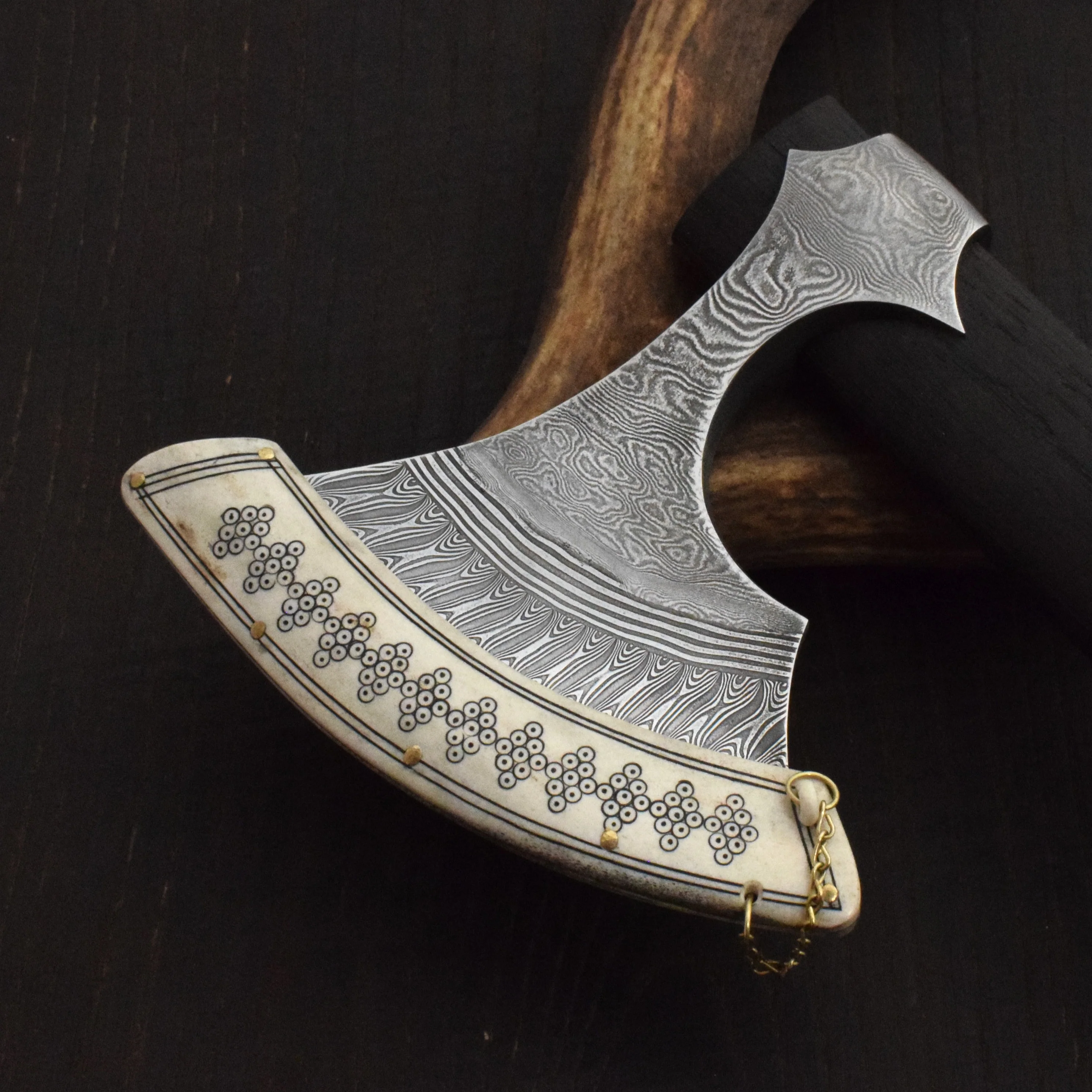 Premium Pattern-Welded Axe, Hornavan - Image 6