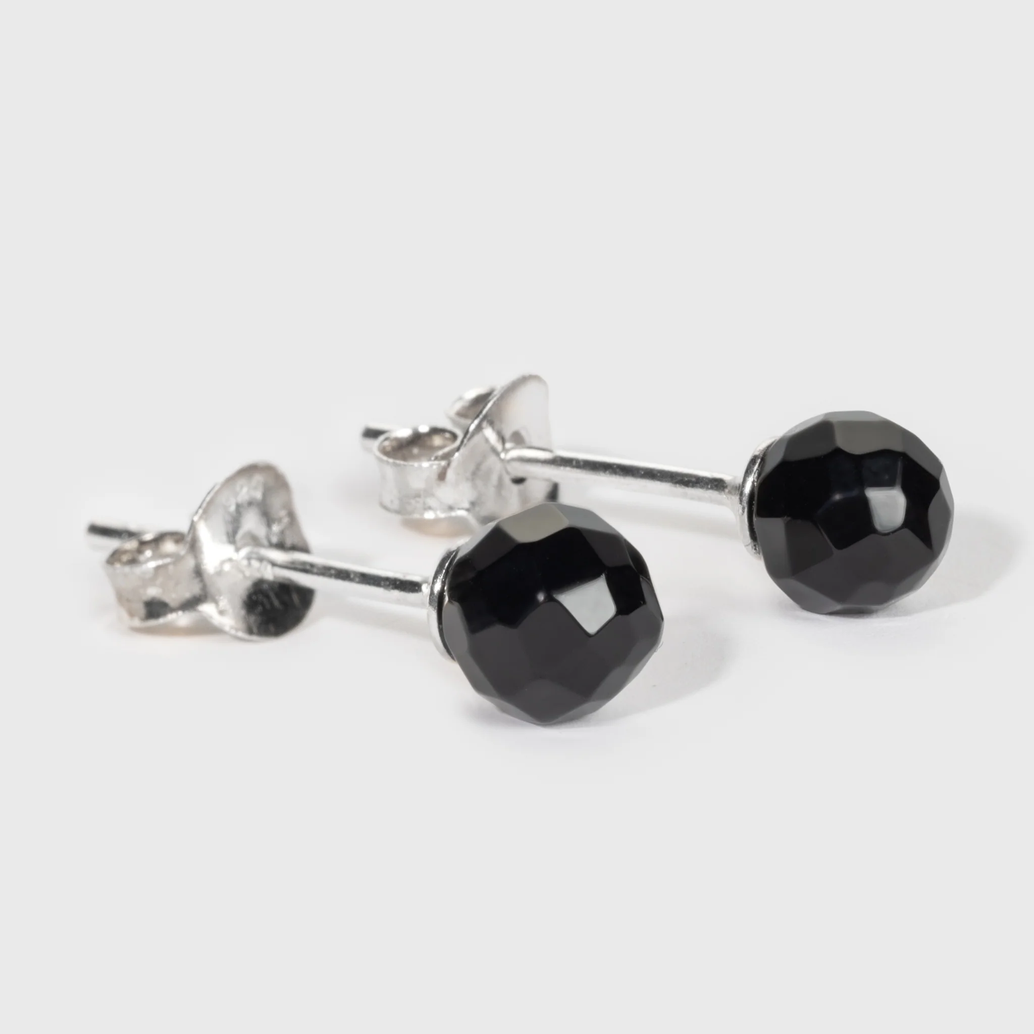 Round-Cut Black Onyx Silver Stud Earrings - Image 6