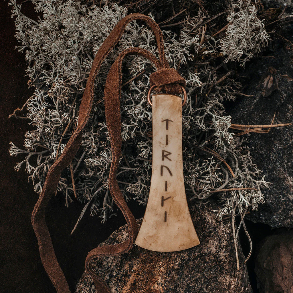 Tyr Amulet, Bone