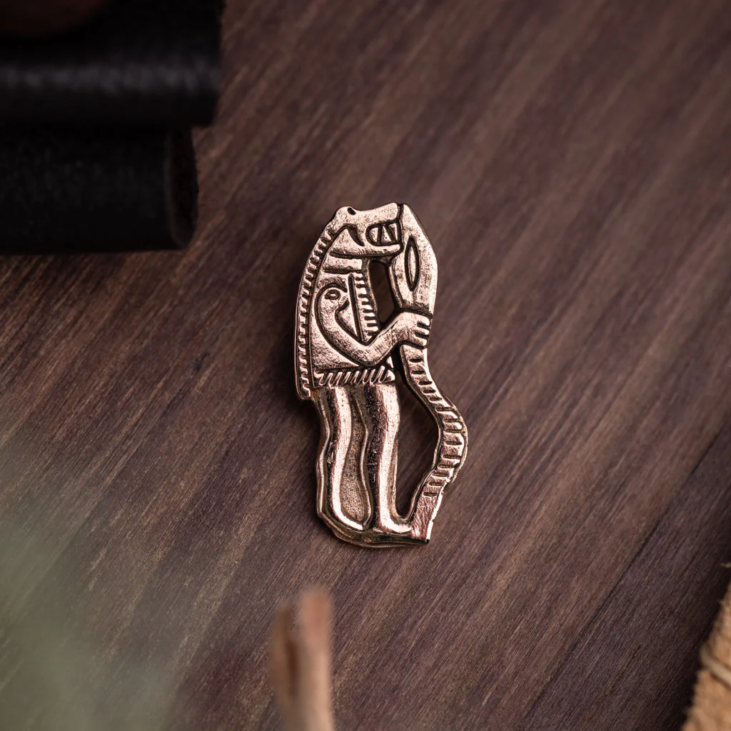 Ulfhedin Pendant, Bronze