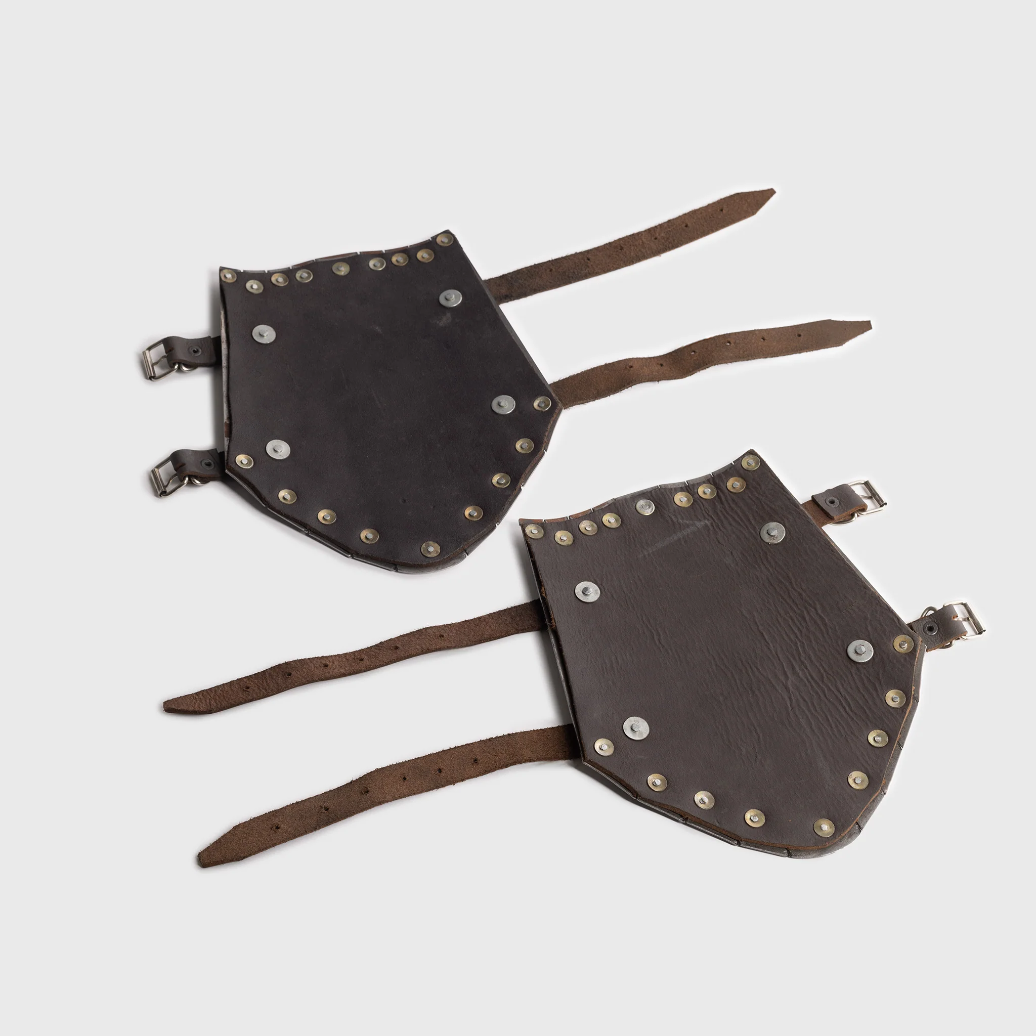 Valsgarde Arm Guards - Image 3